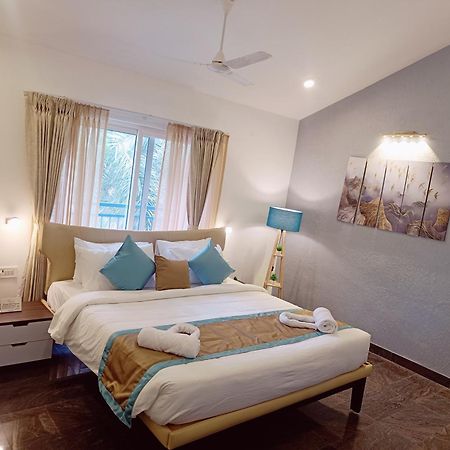 Bay Breeze Suites Chennai Bagian luar foto