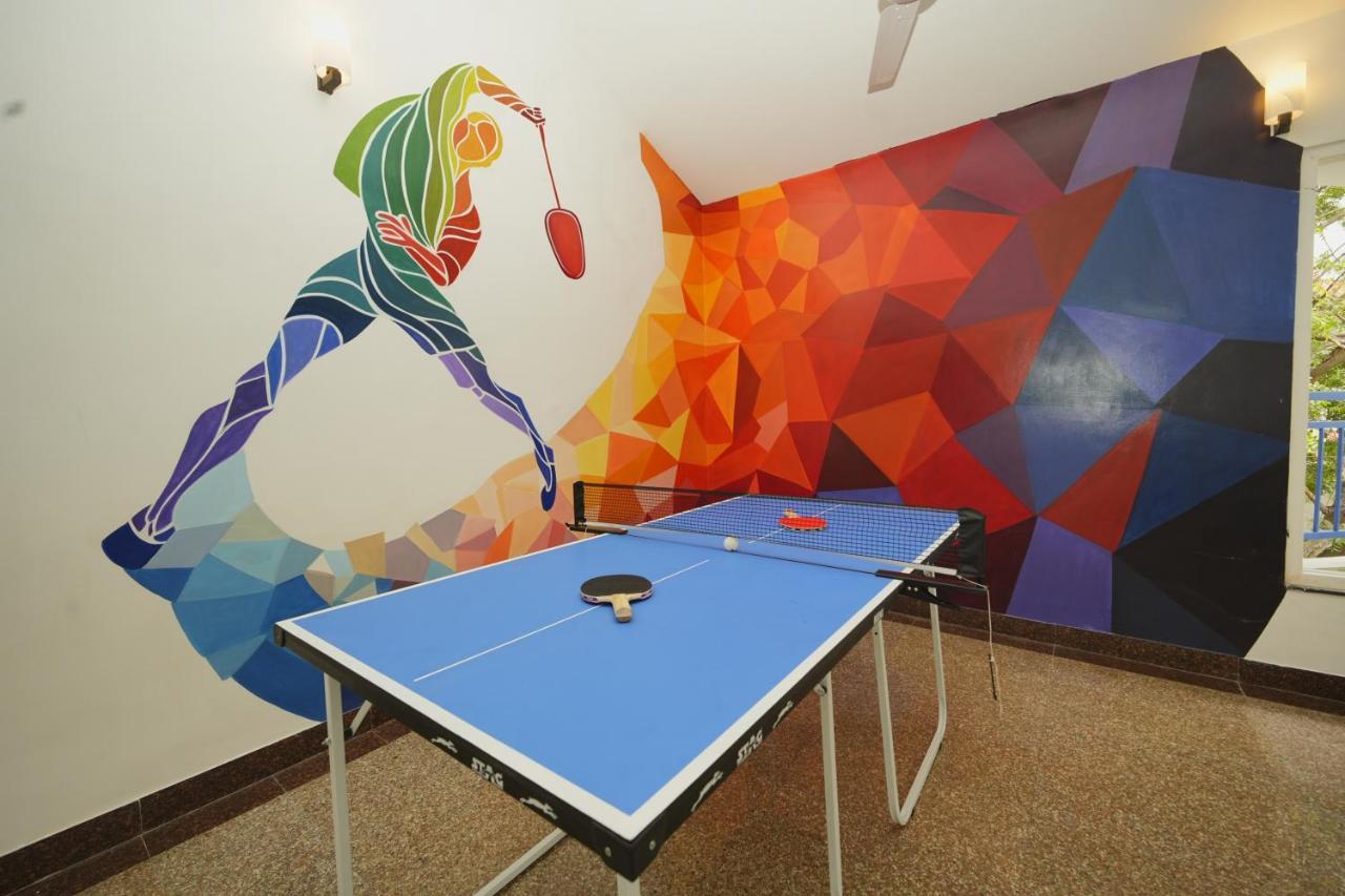 Bay Breeze Suites Chennai Bagian luar foto