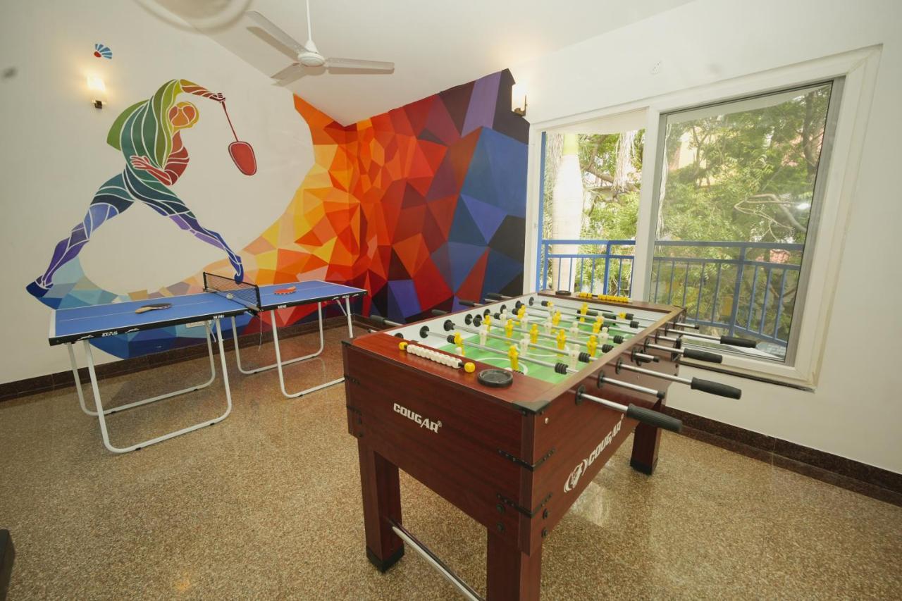Bay Breeze Suites Chennai Bagian luar foto