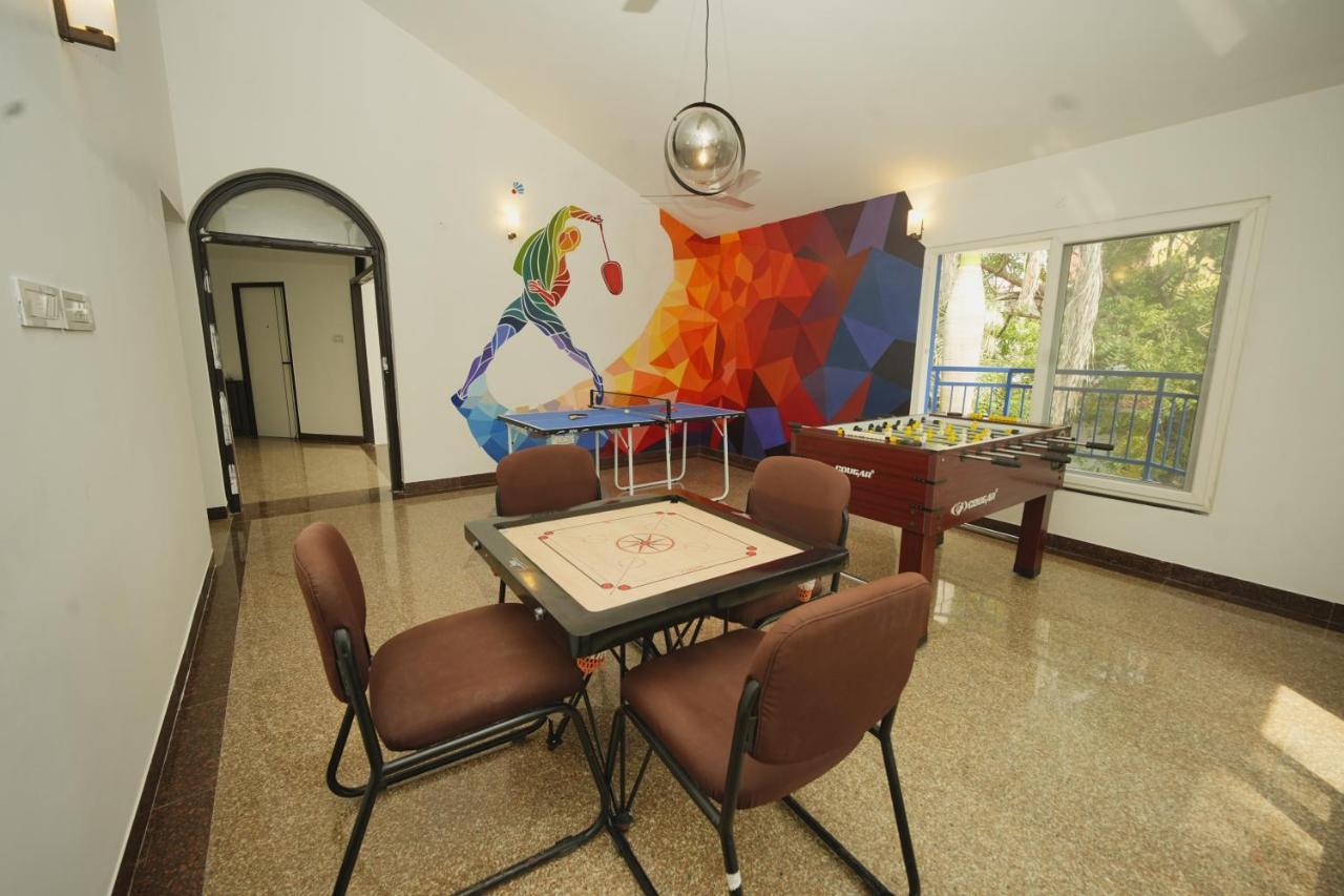 Bay Breeze Suites Chennai Bagian luar foto