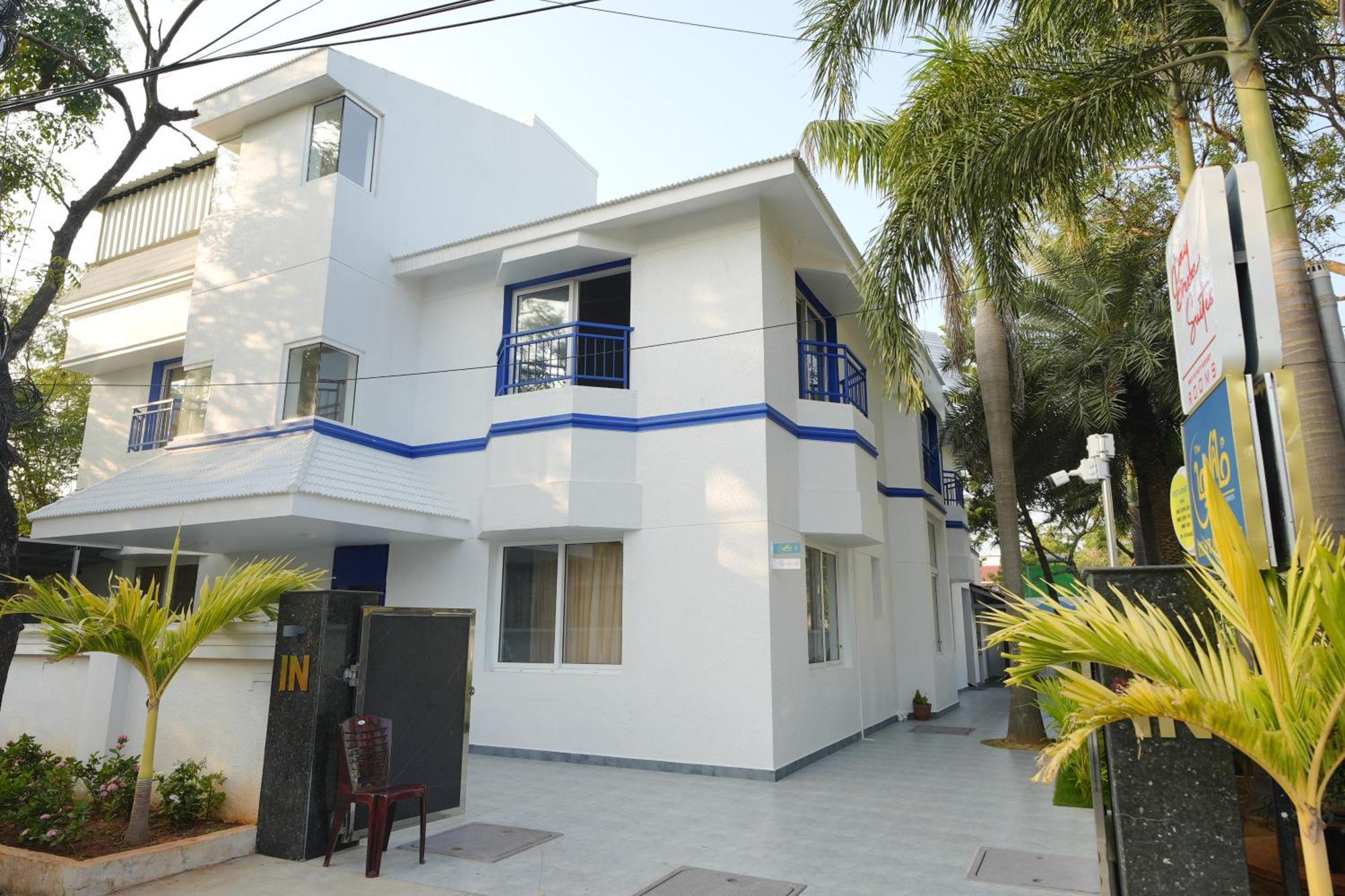 Bay Breeze Suites Chennai Bagian luar foto