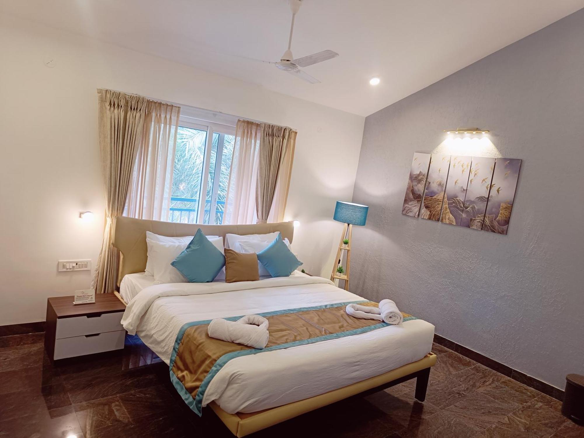 Bay Breeze Suites Chennai Bagian luar foto