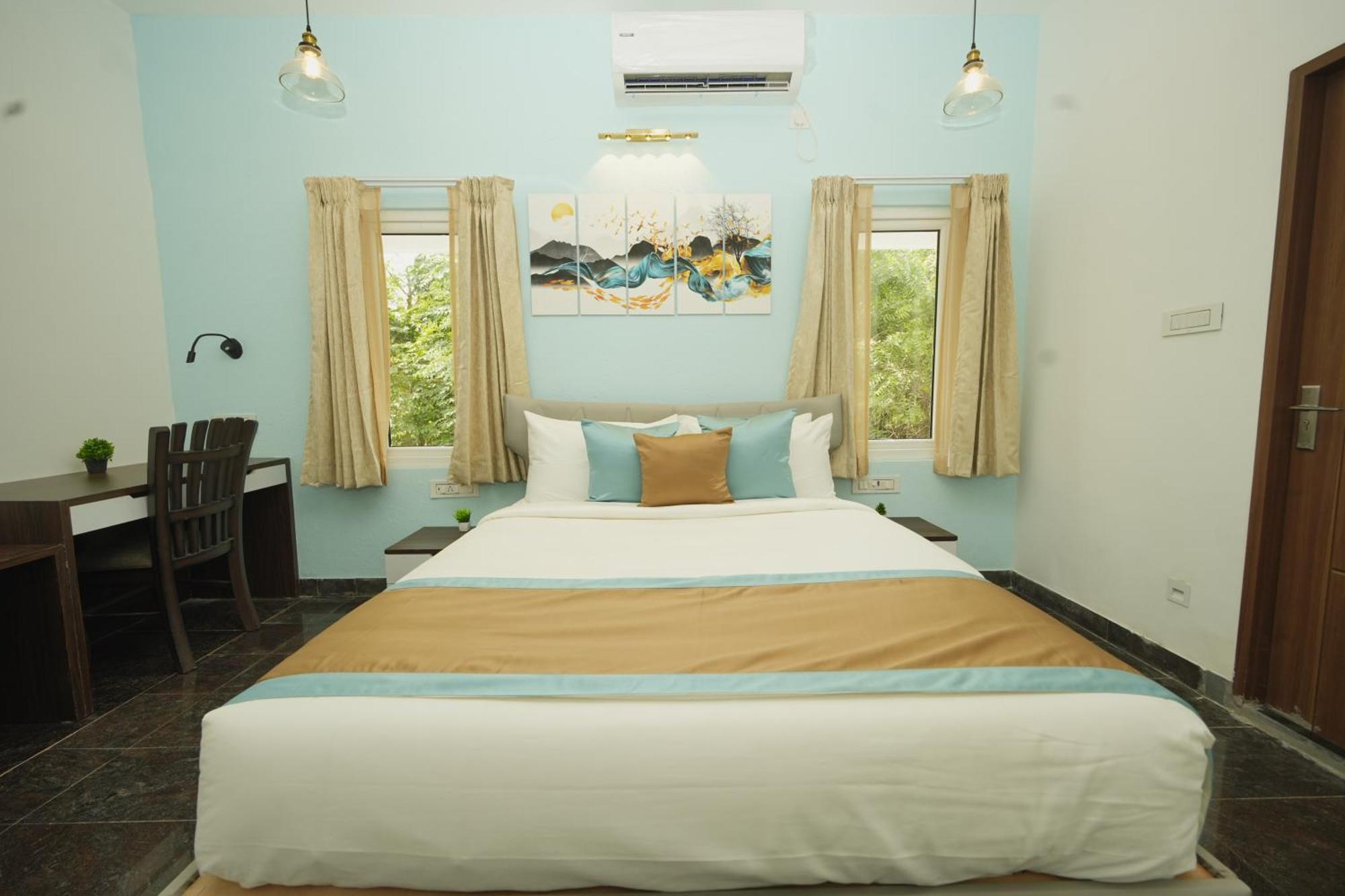 Bay Breeze Suites Chennai Bagian luar foto