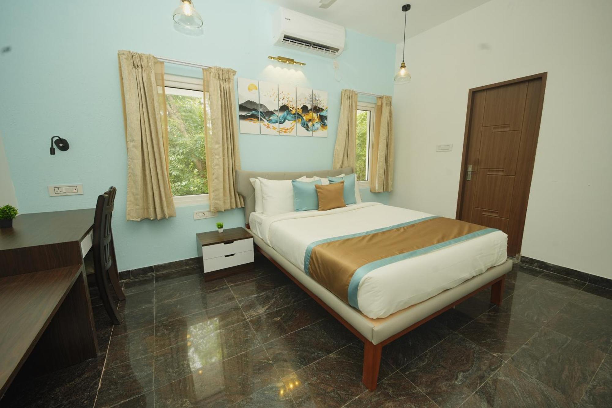 Bay Breeze Suites Chennai Bagian luar foto